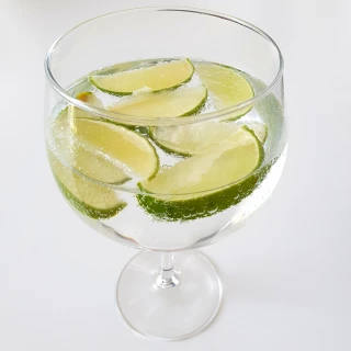 Gin and tonic