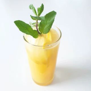 Virgin Agua de Valencia